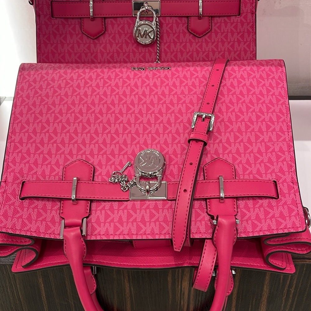 Michael Kors Hamilton Medium Signature Logo Satchel
Dragonfruit
NWT - Picture 9 of 16
